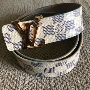 MENS LV AUTHENTIC BELT